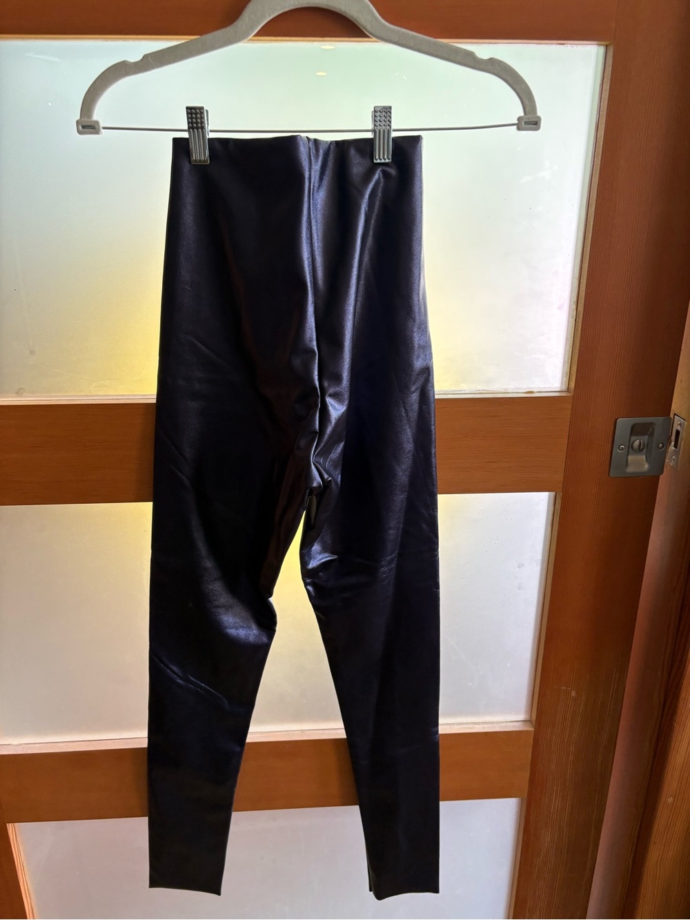 Commando metallic purple leggings, new without tags, women’s small.